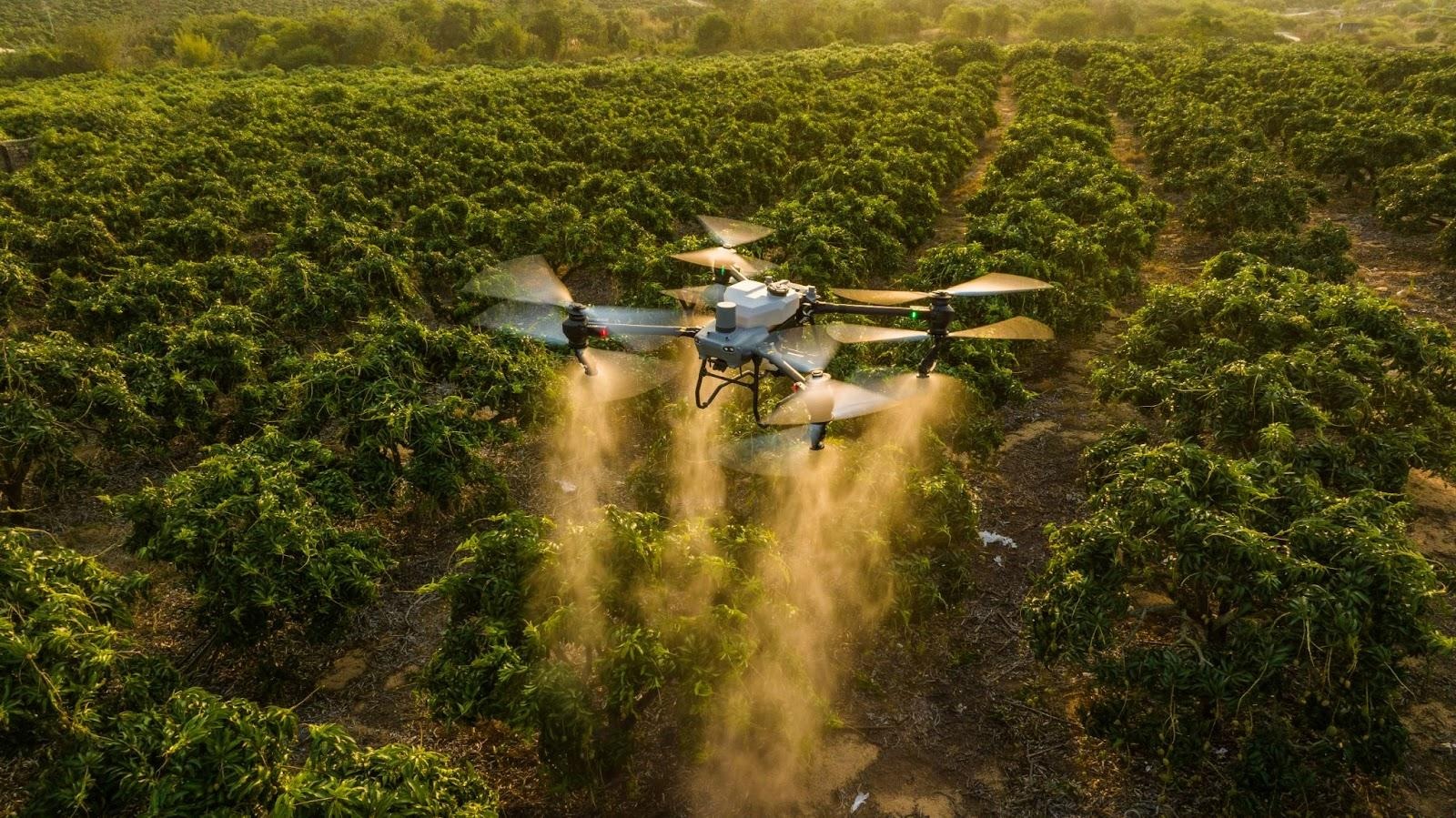 AGtek - Máy bay nông nghiệp hàng đầu Việt Nam