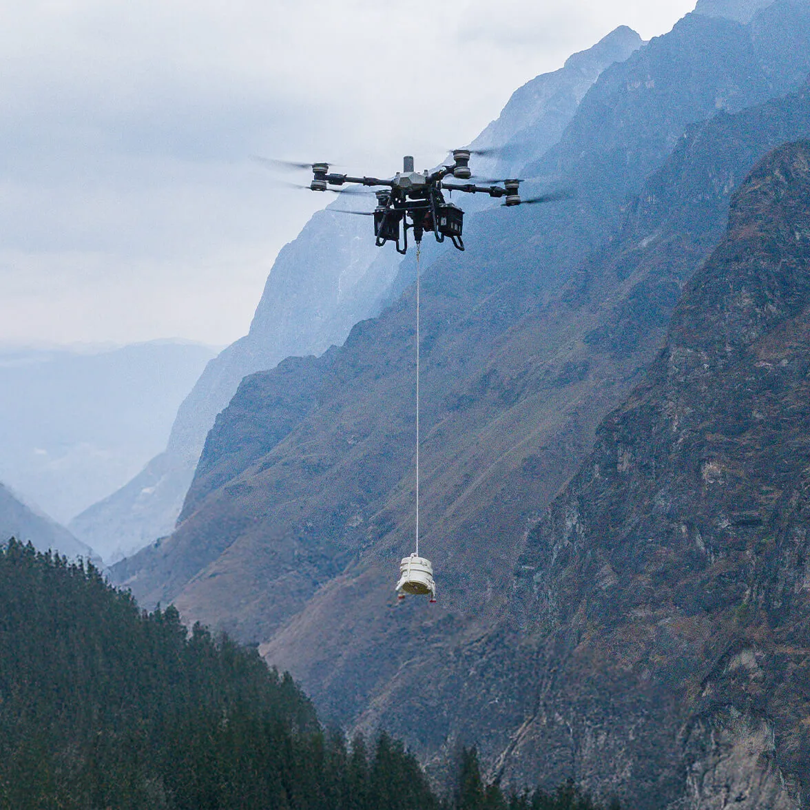 Máy Bay Vận Chuyển Hàng Hóa DJI FlyCart 100