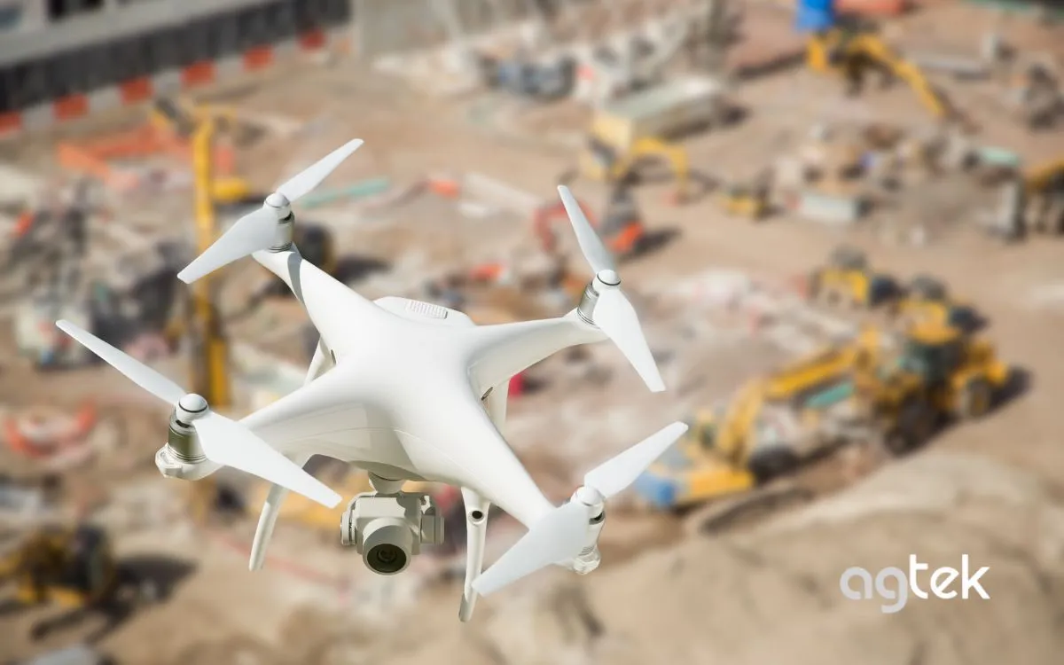 ộ điều khiển flycam hiển thị hình ảnh trực tiếp.